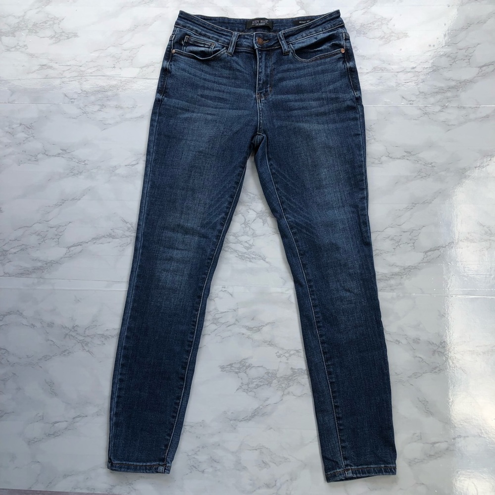 Judy Blue Skinny Fit Jean Women's 9/29 Whisker Dark Wash Denim Stretch Slim Leg